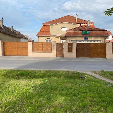 Ambrózia Guesthouse Nagykanizsa Eksteriør billede