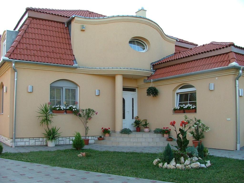 Ambrózia Guesthouse Nagykanizsa Eksteriør billede