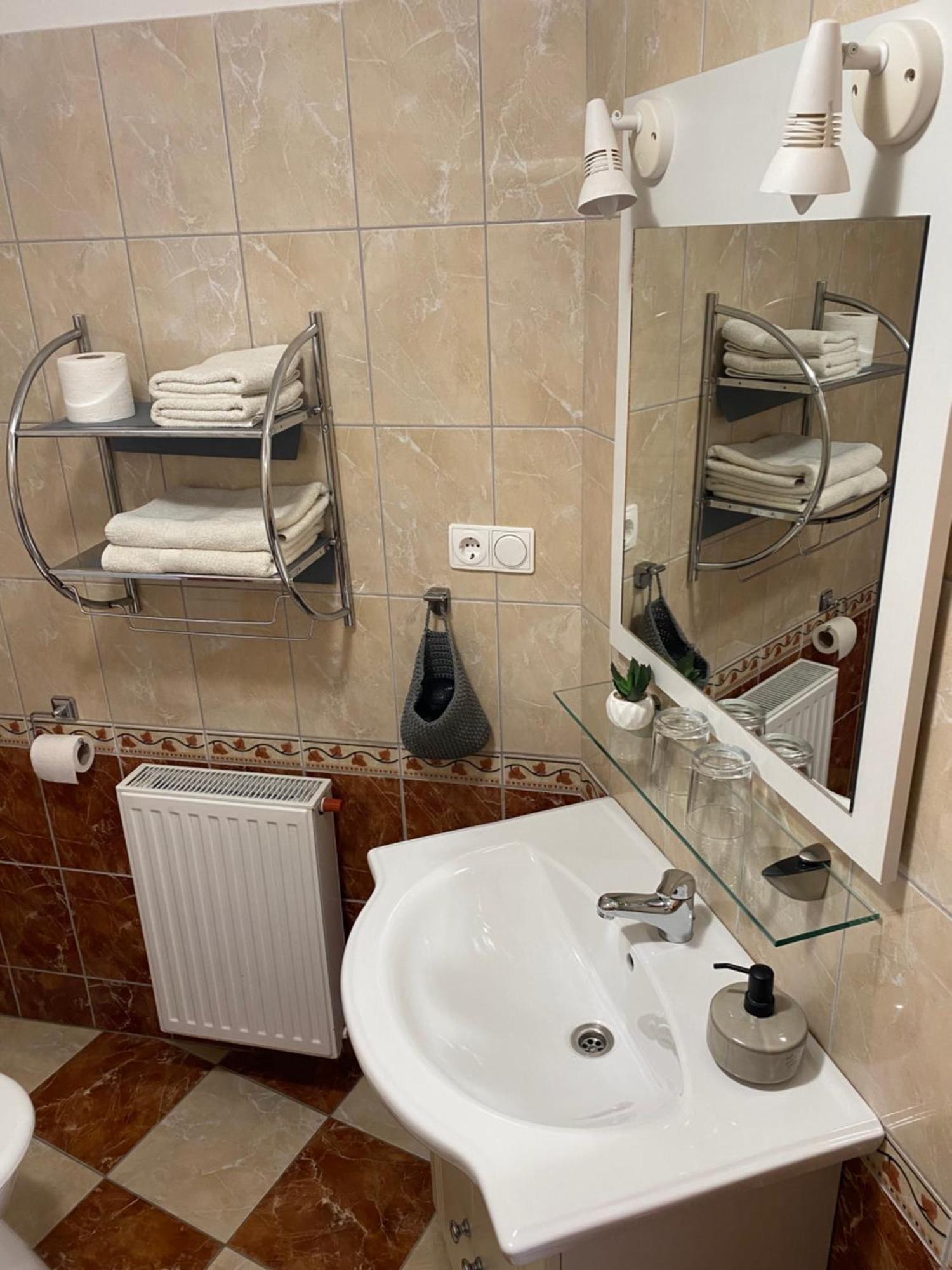 Ambrózia Guesthouse Nagykanizsa Eksteriør billede