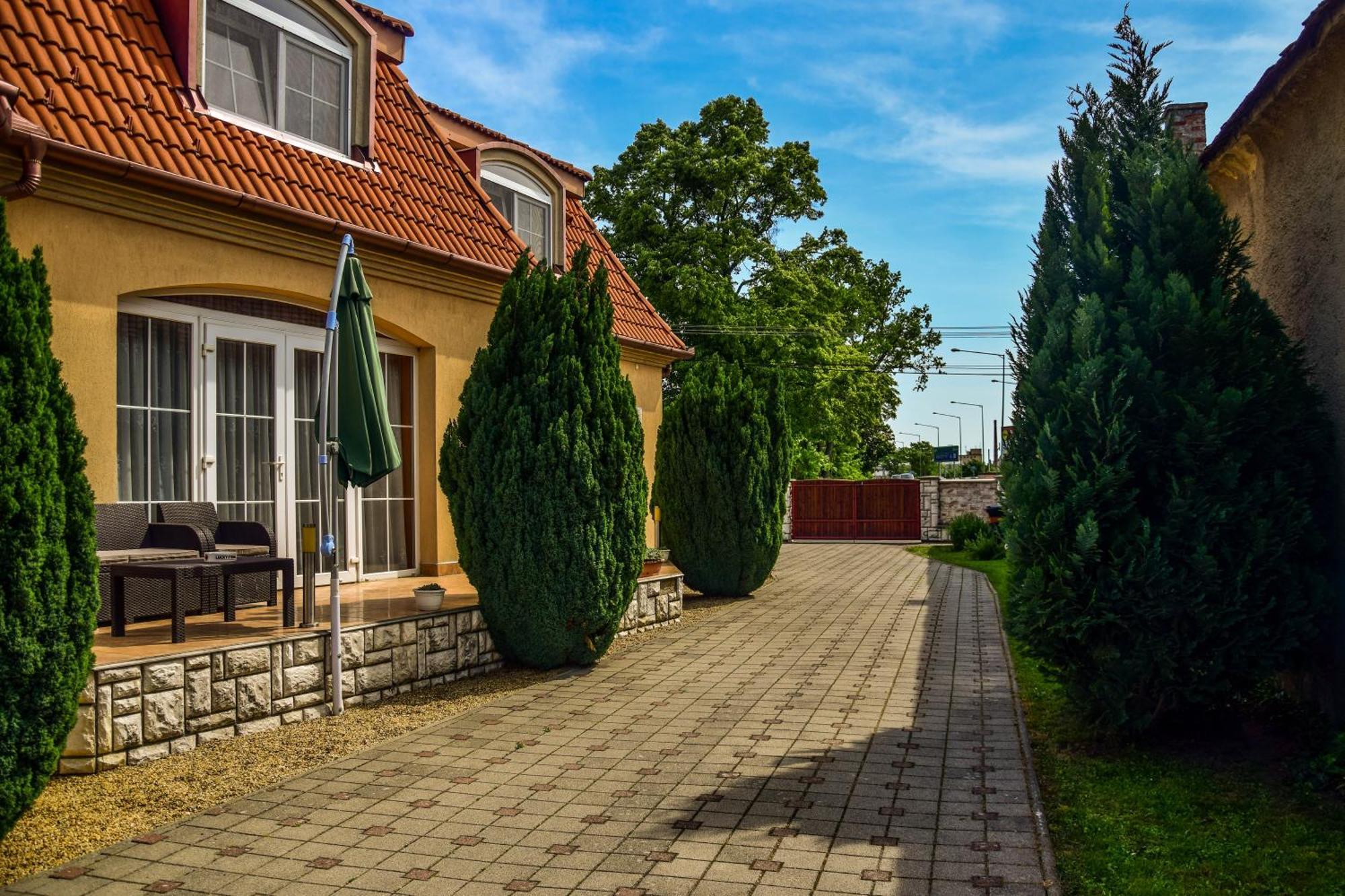 Ambrózia Guesthouse Nagykanizsa Eksteriør billede